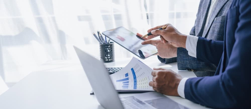 How Do I Know When My Small Business Needs Professional Bookkeeping Services?